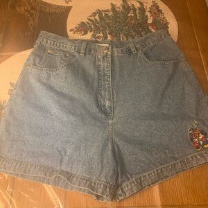 ❌SOLD❌Denim Women's Shorts with Embroidered Detail
